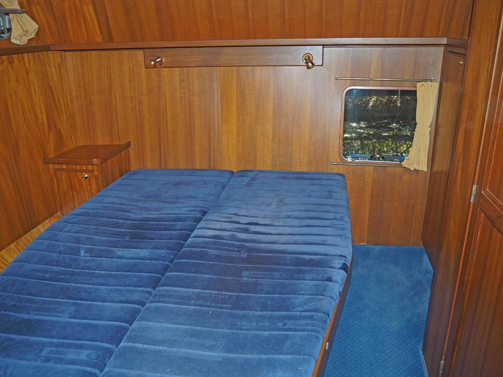 Aft cabin, Accommodation
